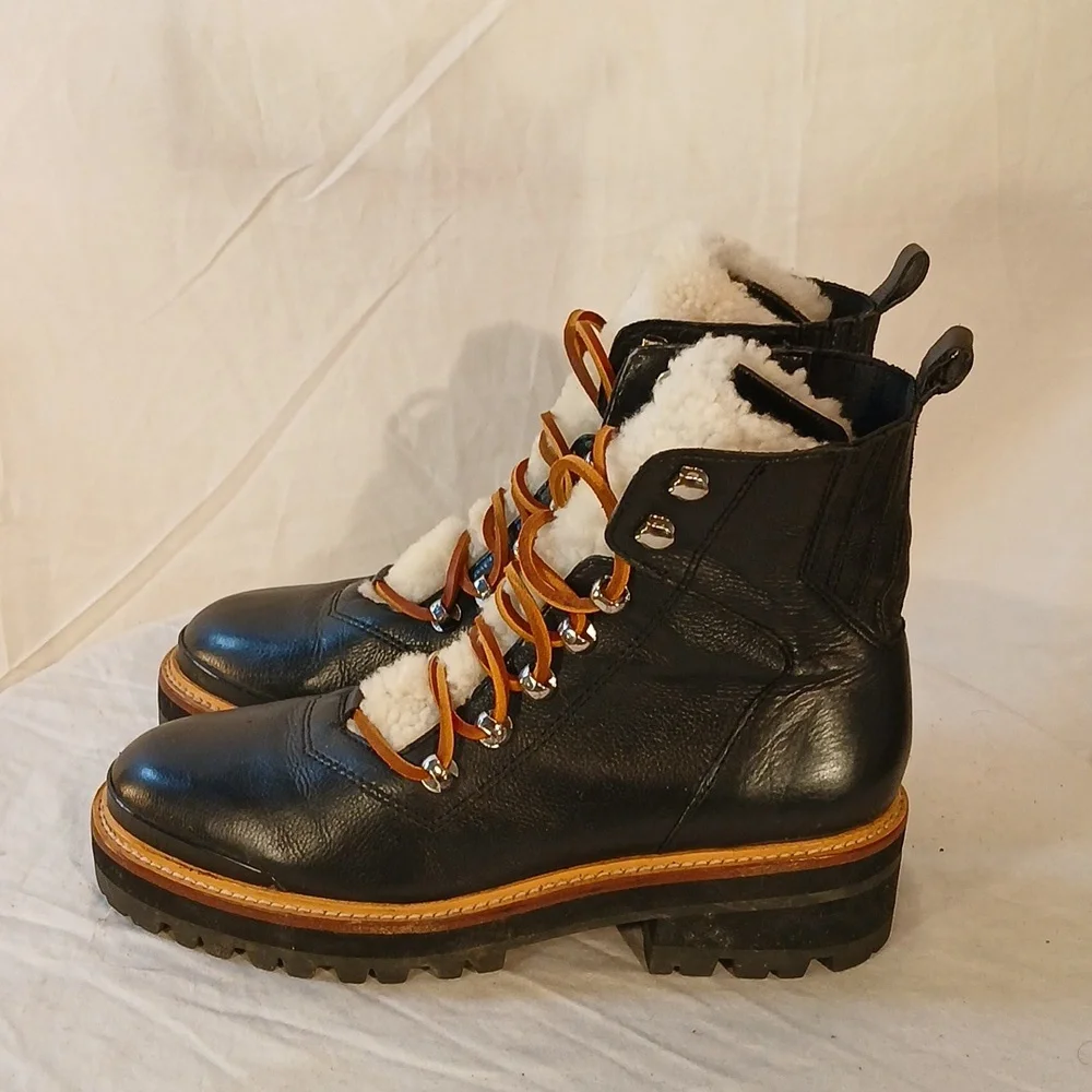 Stunning Marc Fisher Black Leather And 100% Shearling Booties - Picture 3 of 16